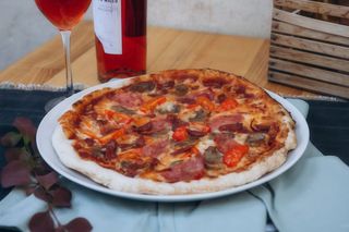 Піца Три ковбаски (540г)