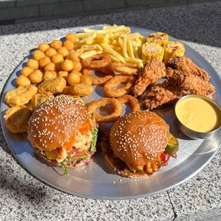 Burger Buzz [Бургер Баз]