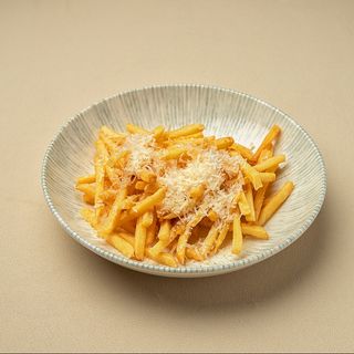 Картопля фрі з пармезаном