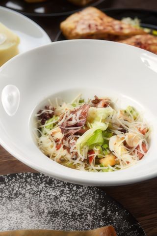 Салат Цезар з лососем (260г)