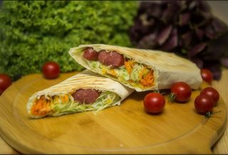 Хот дог в лаваші 2 мисливських