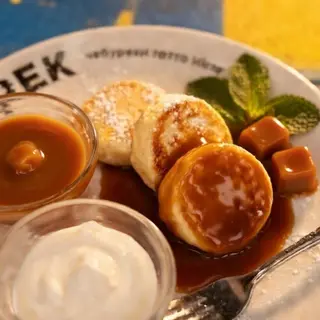 Сирники з карамеллю