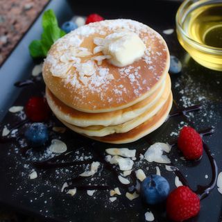 Панкейки з кленовим сиропом (200 г)