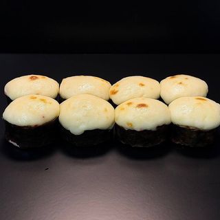 Запечений рол з лососем 