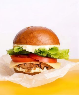 Бургер Бріош з томленим м'ясом (270 г)