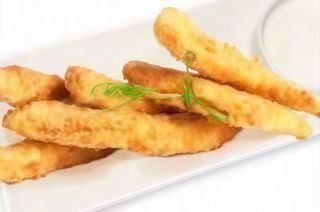 Курячі нагетси з часниковим соусом (150/30г)