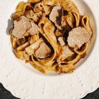 Паста зі свіжим трюфелем