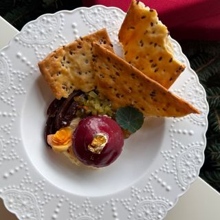 Курячий паштет з маринованою сливою