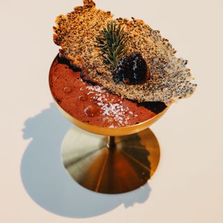 Шоколадний крем мус з шишками