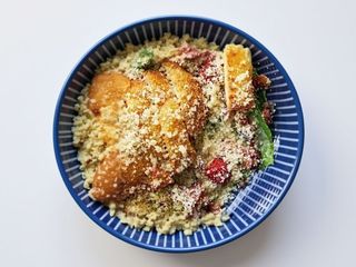 Цезар з куркою кріспі