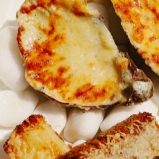 Запечені устриці з лимонним маслом