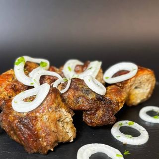 Шашлик зі свинини у класичному маринаді (300г)