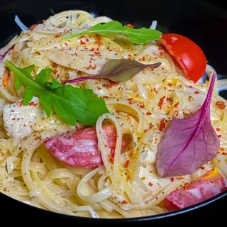 Паста з куркою та томатами (330 гр)