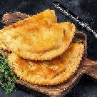 Чебуреки 4 сира 3+1 !