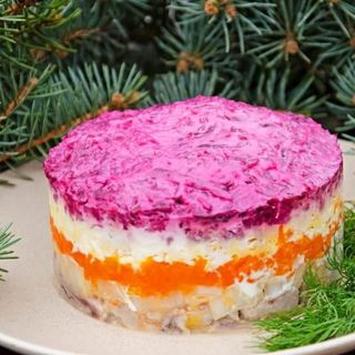 Салат Шуба святкова (500 г)