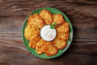 Деруни зі сметаною (200/30г)