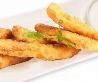 Курячі нагетси з часниковим соусом (150/30г)