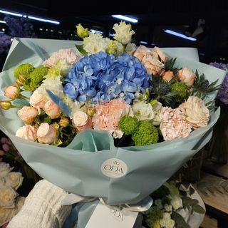 Букет квітів «Лагуна»