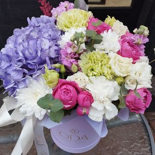 Квіти в коробці "Елеонора"