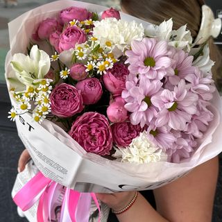 Букет квітів «Bloom»