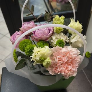 Квіти в кошику "Зелена"