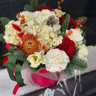 Квіти в кошику "Зимовий"