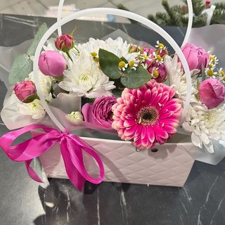Квіти в кошику "Малинова"