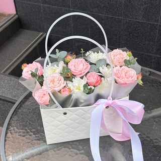 Квіти в кошику «Soft»