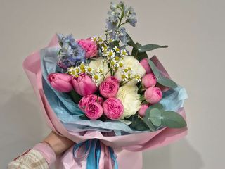 Букет квітів "Дель"