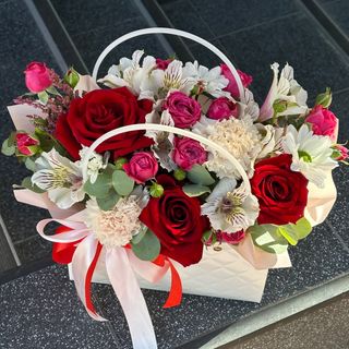 Кошик квітів «Марсель»