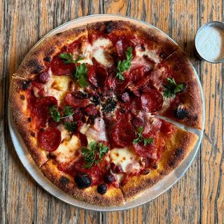 Піца Чотири м'яса (500 г)