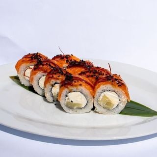 Філадельфія з лососем та ананасом