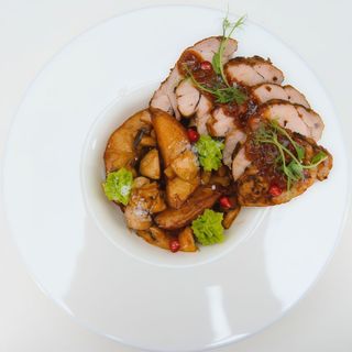 Свинина з картоплею (330г)