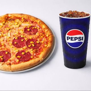 Піца з курячим філе і салямі + пепсі 0,5 л.