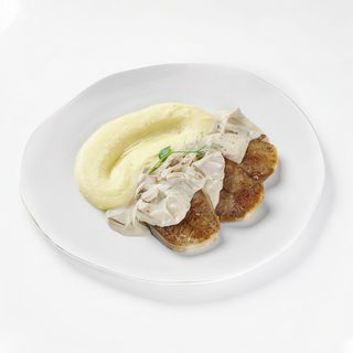 Язик з білими грибами (180/100/80г)