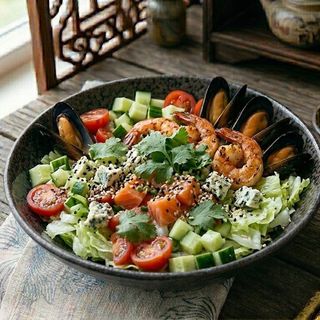 Салат Ебі з овочами