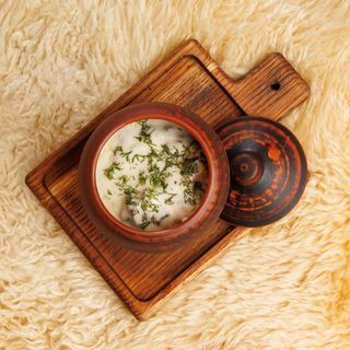 Деруни з грибами та курячим філе