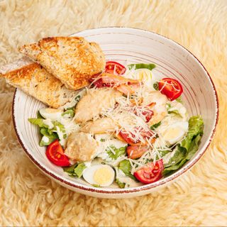 Салат Цезар (360г)