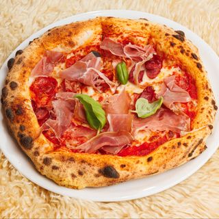 Піца м'ясна