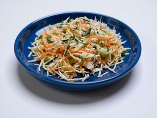 Салат Хрустка капусточка (200г)