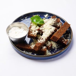 Грінки з сиром Пармезаном (150/50г)