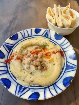 Хумус класичний з оливковою олією та лимоном