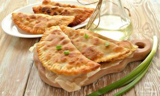 Чебурек 4 сири  розмір L 30 см