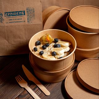 Вівсяна каша з сезонними фруктами (250г)