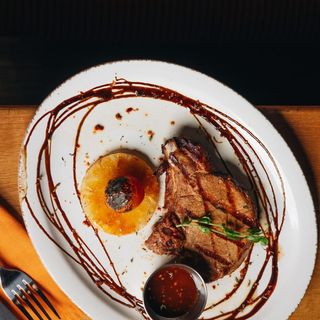 Челогач з ананасом гриль