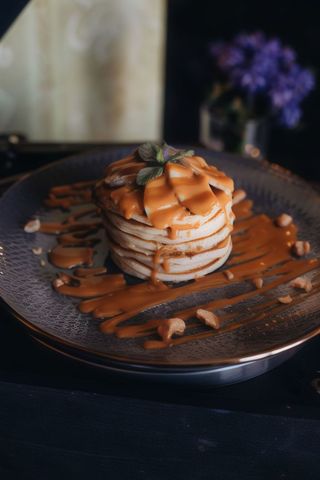 Панкейкі банан-солона карамель