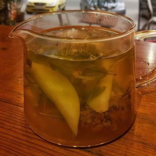 Липа-груша пряний чай