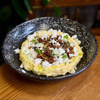 Банош з грибами, бринзою та беконом