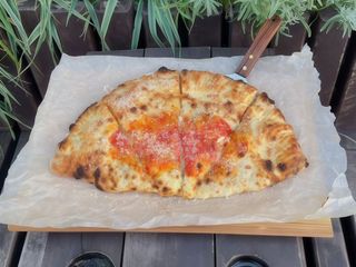 NEW Піца Кальцоне з тунцем (30см)
