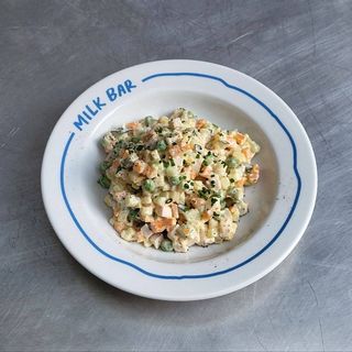 ОЛІВʼЄ З КУРКОЮ